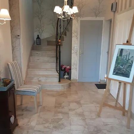 L'ecureuil Gourmand, D'hotes En Anjou Bleu Bed & Breakfast